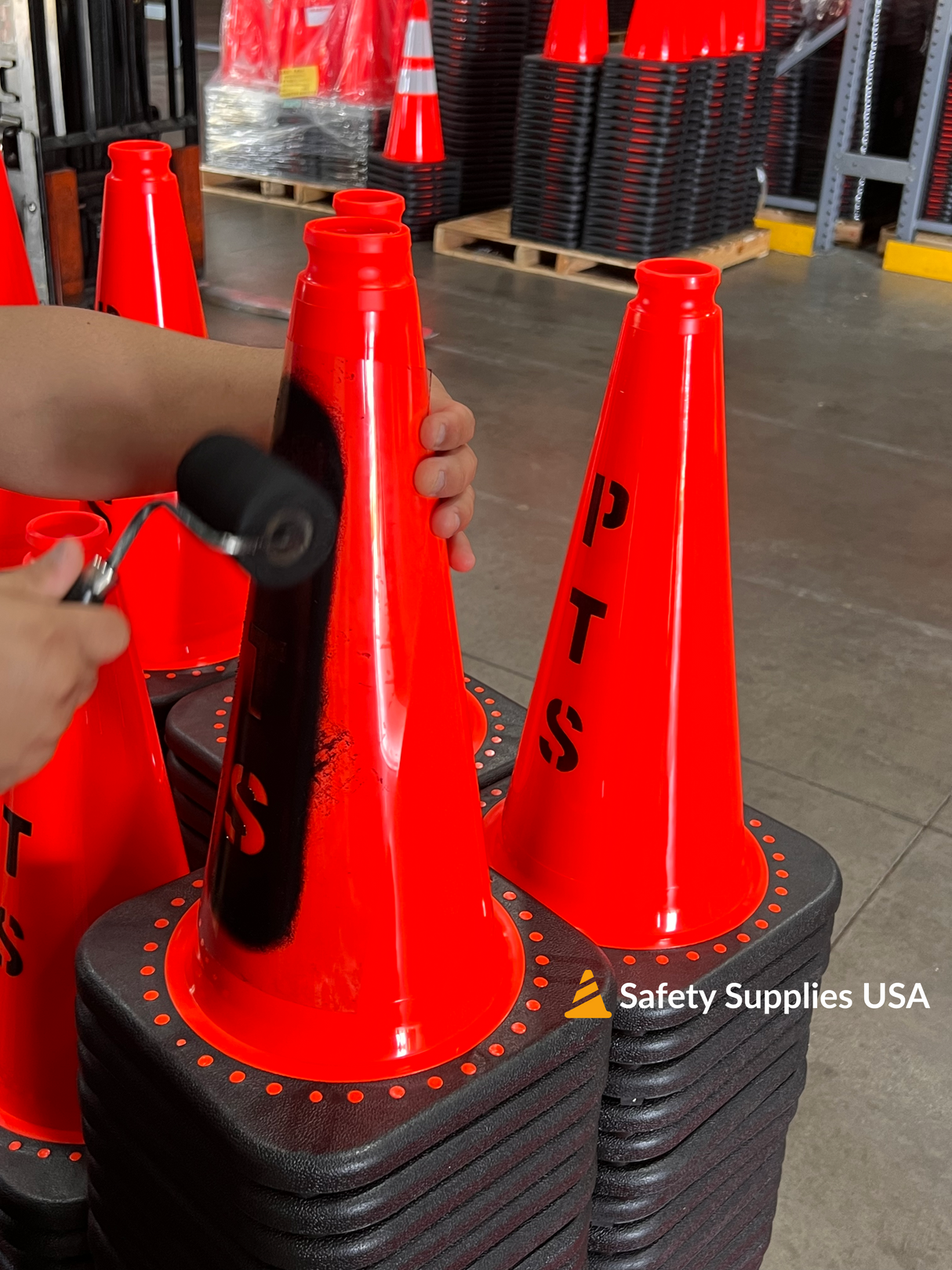 200 Cones Bulk Pallet, 28" Orange Wide Body Traffic Cone, 7lb Black Base