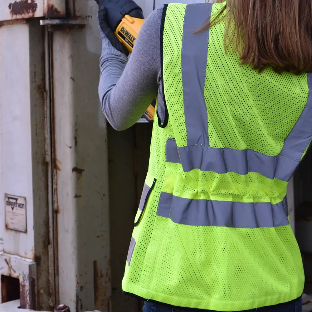 Women’s ANSI Class 2 Heavy Duty Surveyor Safety Vest with Zipper Closure & Reflective Stripes – Hi Vis Utility Work Vest for Construction, Traffic Control & Surveying