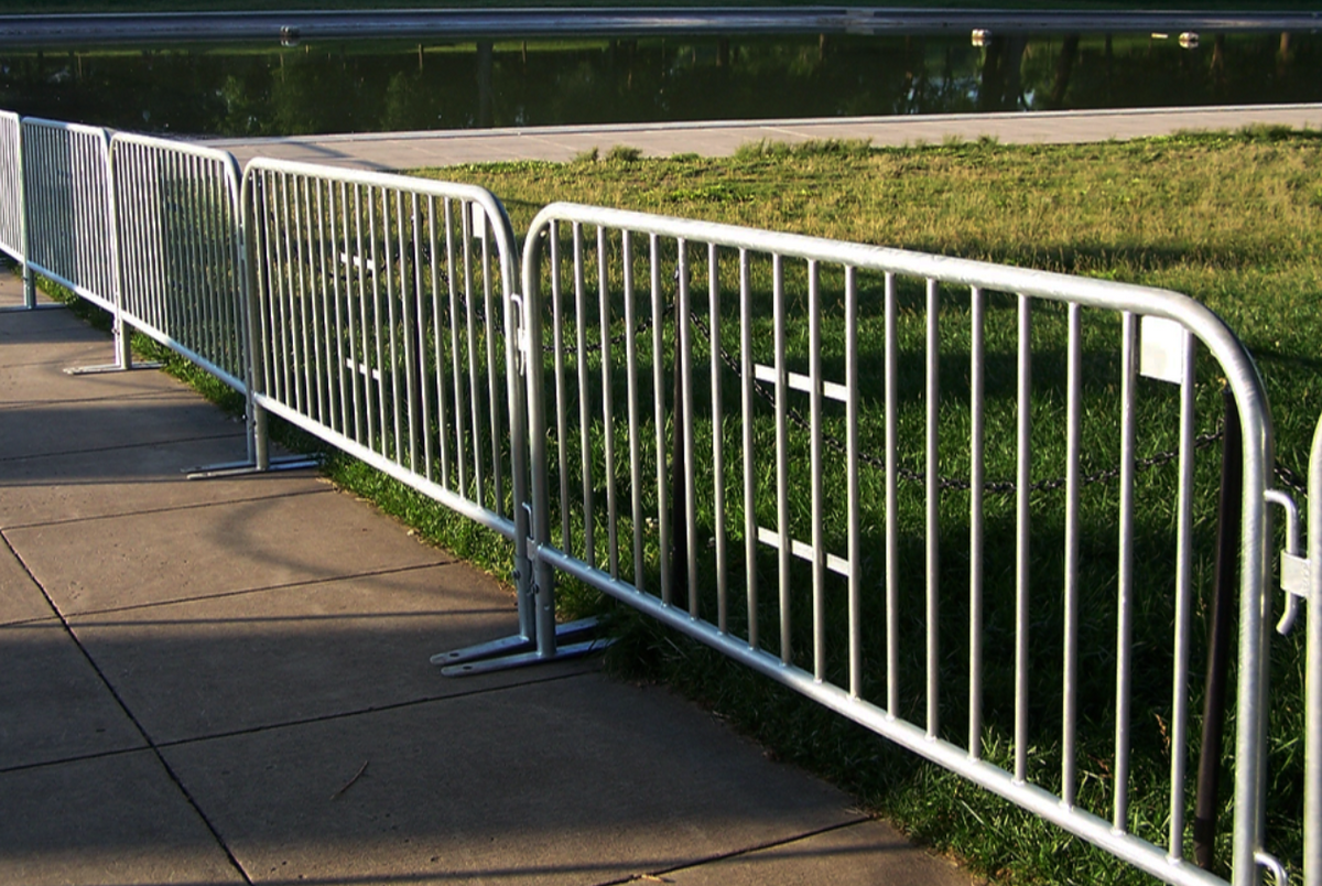 Interlocking Steel Barricades for Large Events - Safety Supplies USA