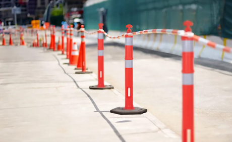 Delineator Tubes vs. Traffic Cones: When Flexibility Matters More