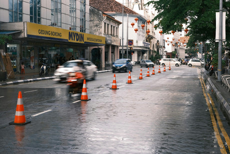 Why Buying Bulk Traffic Cones Saves You Time & Money